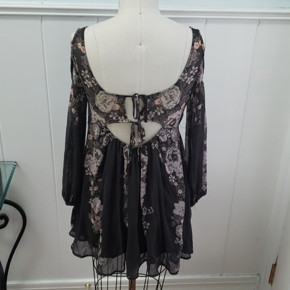 Free People cold shoulder floral dress - Picture 4 of 8